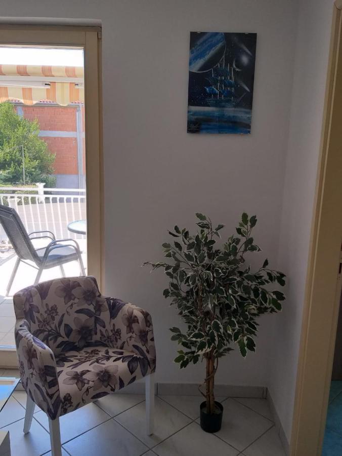 Apartmani Ana Tribalj Kültér fotó