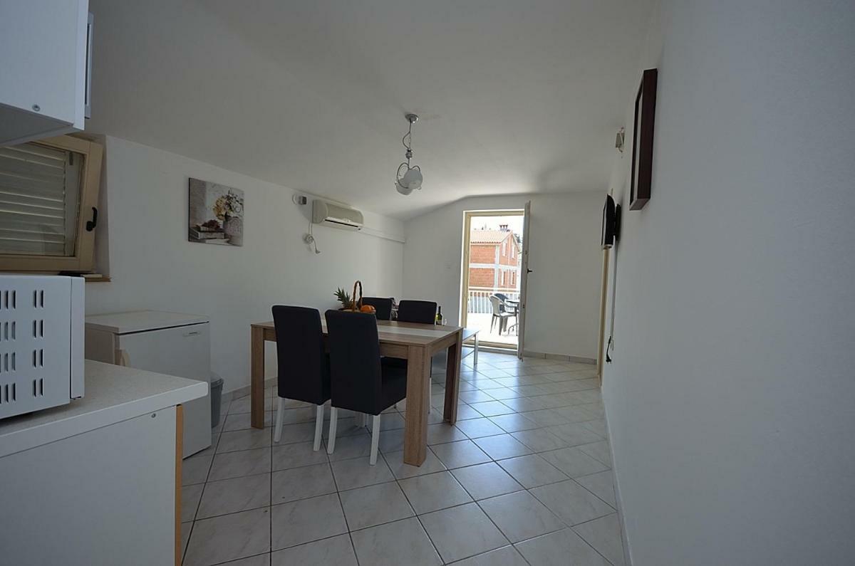 Apartmani Ana Tribalj Kültér fotó