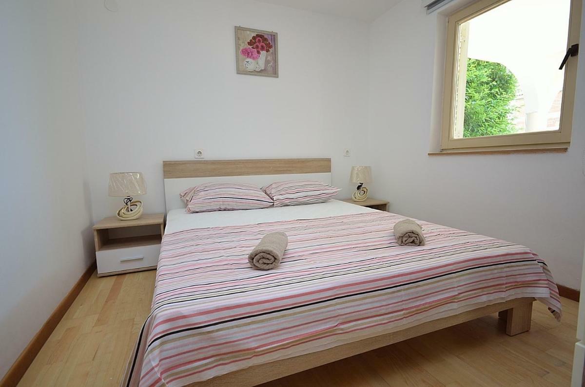 Apartmani Ana Tribalj Kültér fotó
