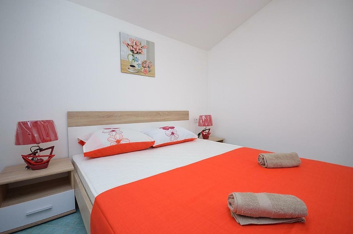 Apartmani Ana Tribalj Kültér fotó