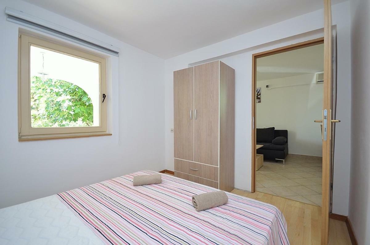 Apartmani Ana Tribalj Kültér fotó