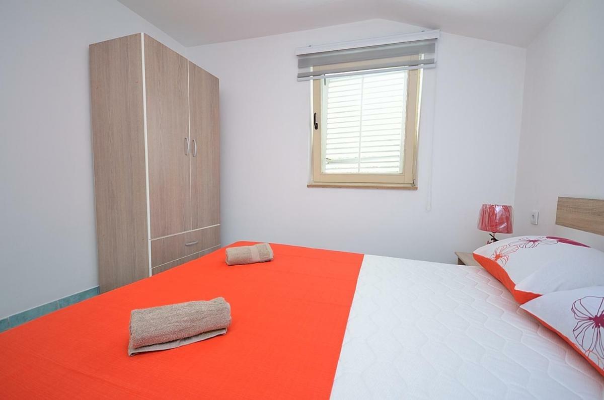 Apartmani Ana Tribalj Kültér fotó